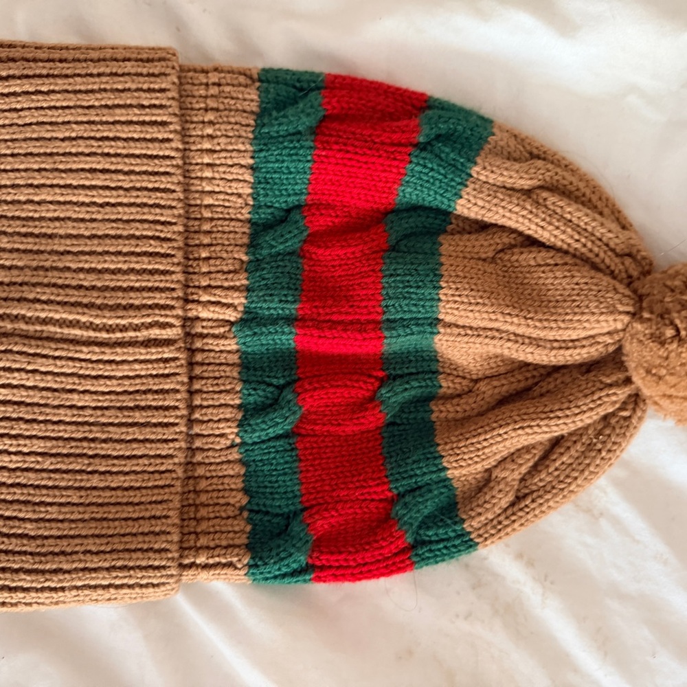 Gucci Stylish Tan and Green Beanie - Picture 2 of 3